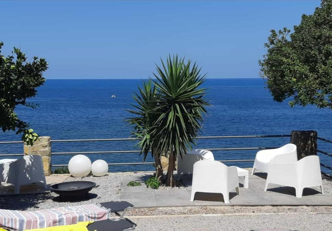 Capozafferano-Casa Carola Villa Santa Flavia Bagian luar foto