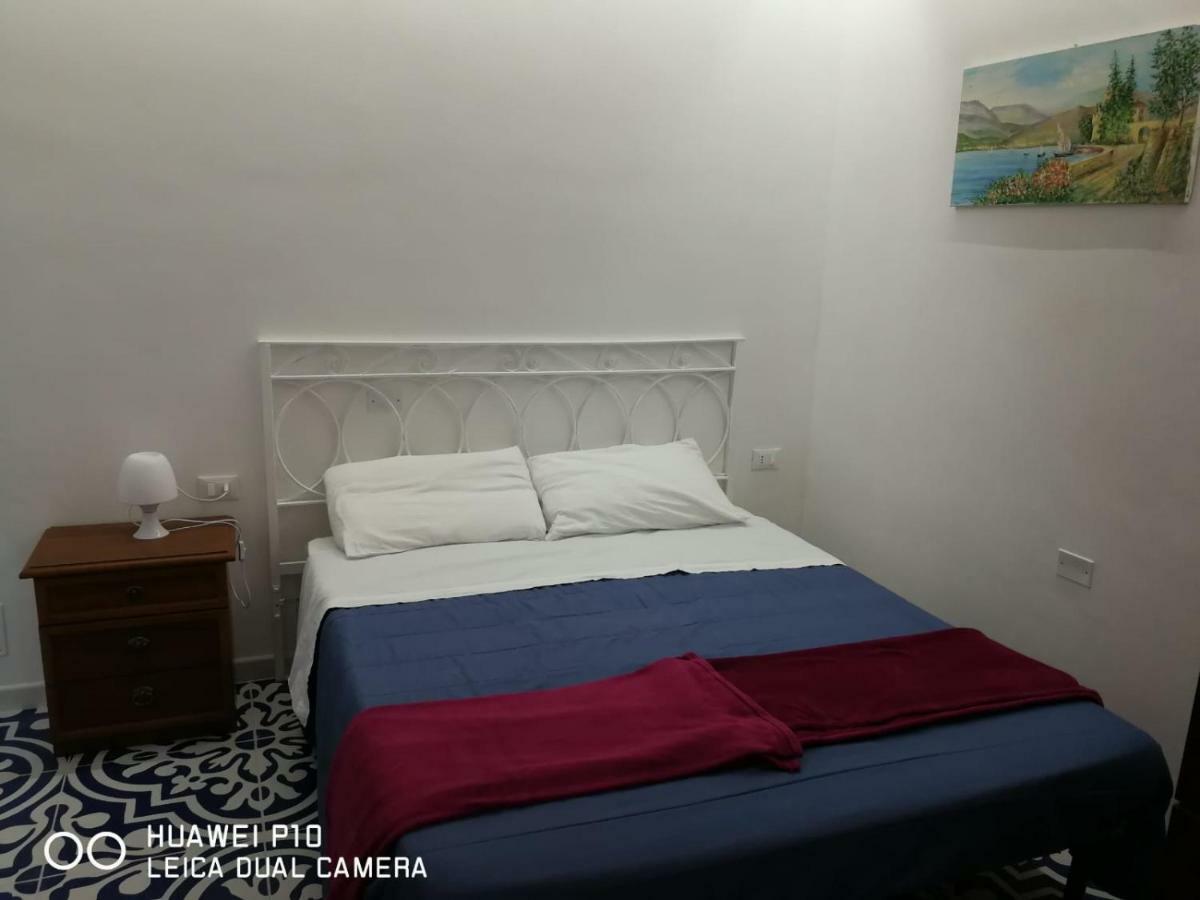 Capozafferano-Casa Carola Villa Santa Flavia Bagian luar foto
