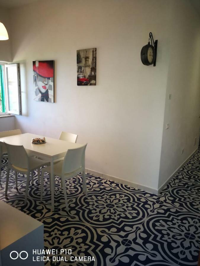 Capozafferano-Casa Carola Villa Santa Flavia Bagian luar foto
